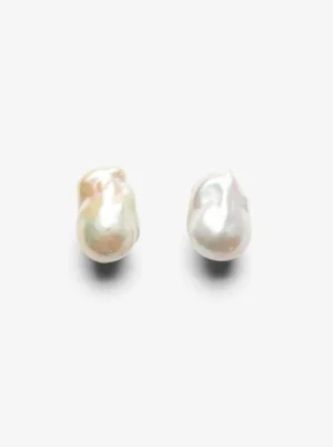 Monies Marée earrings: baroque pearls