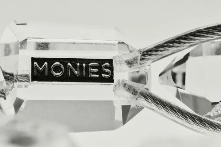 Monies Mint bracelet: mountain crystal, steel wire